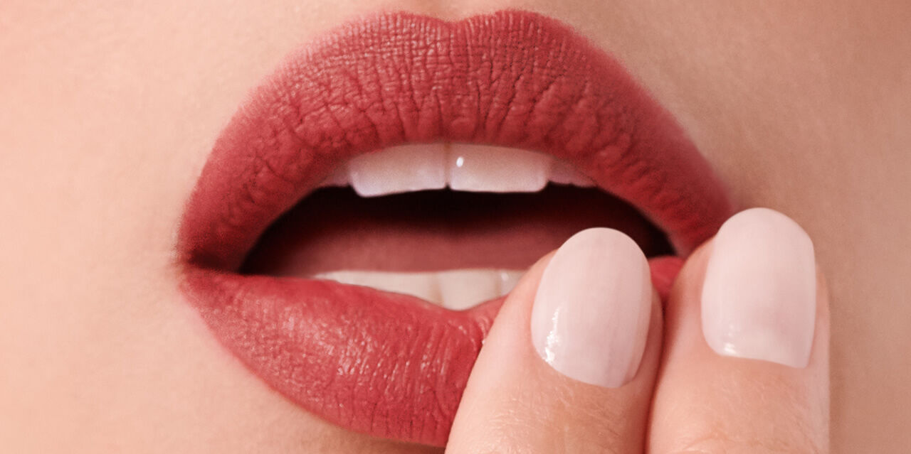 Lipstick stain top